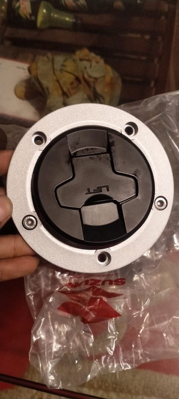 Suzuki Gsxs 150 Lock Set Original Indonesia image