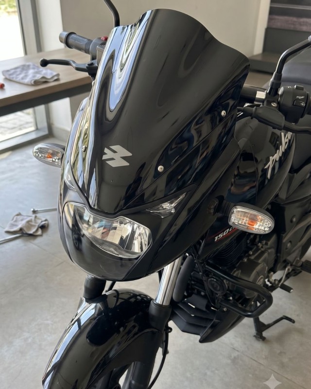 Aftermarket Windshield / Visor For Pulsar 150 CC image