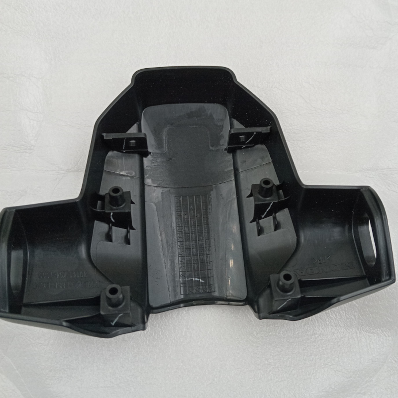 Tail Plastic Indicators Middle Part Honda CB 150R Exmotion, COVER License LIG 80141-K94-T00 image