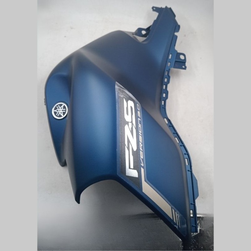 Tank Cover 3 Part FZS V3, TANK SIDE COVER 1 MDPBM1 B4G-XF412-20-P4, COVER TOP B4G-XF17D-00 image