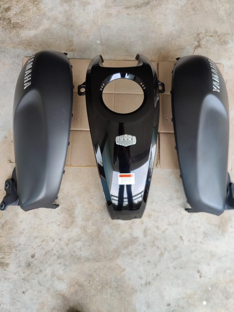 Tank cover Matt Blue, White, Black for Yamaha XSR 155 image