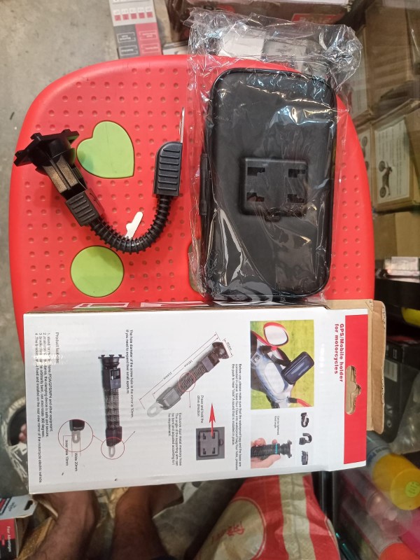 Universal 360 Waterproof Mobile Holder image