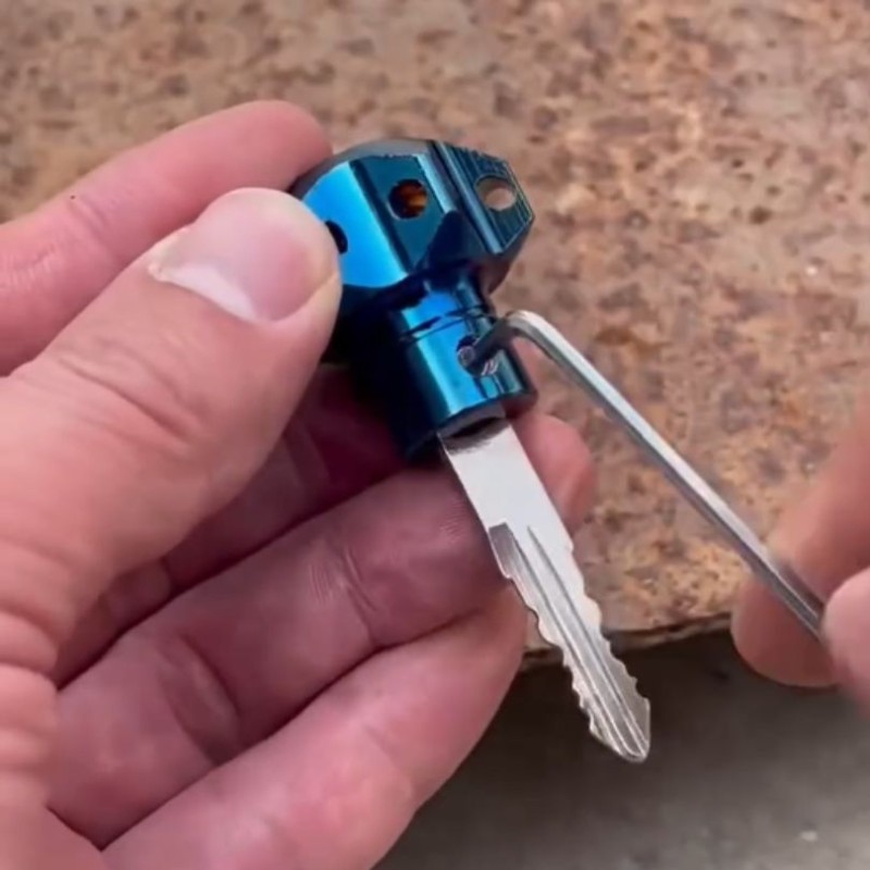 Universal Key Cover Key Ring image