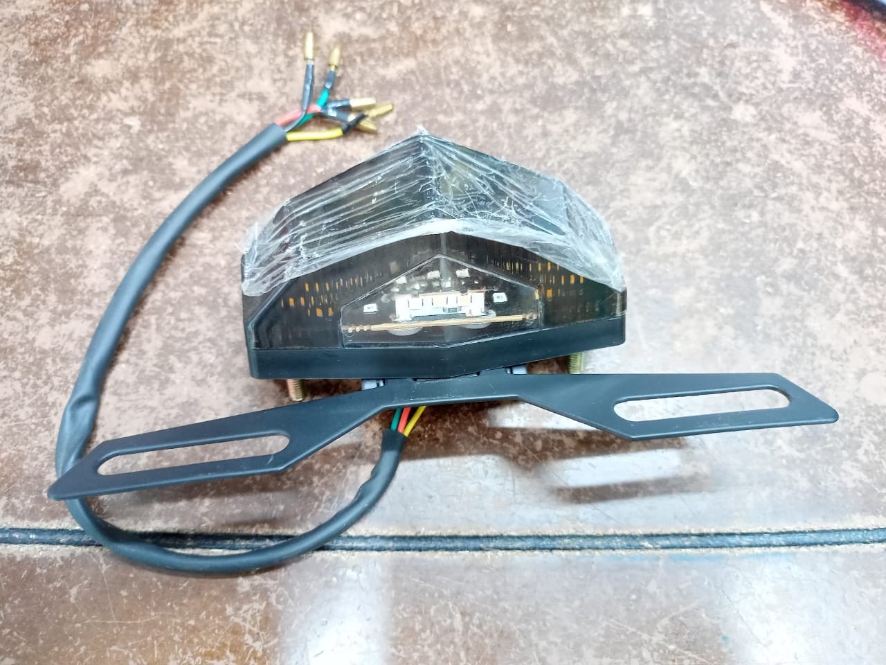 Universal backlight with number plate image