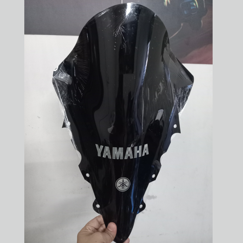 Visor Glass Windshield R15 V2 image
