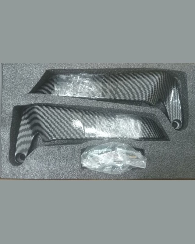 Universal Knife Looking Glass image