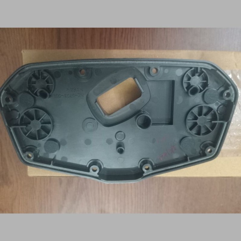 Meter Cover Lower Part Gixxer Fi ABS / Carburetor Case, Lower 34111-41K00-000 image
