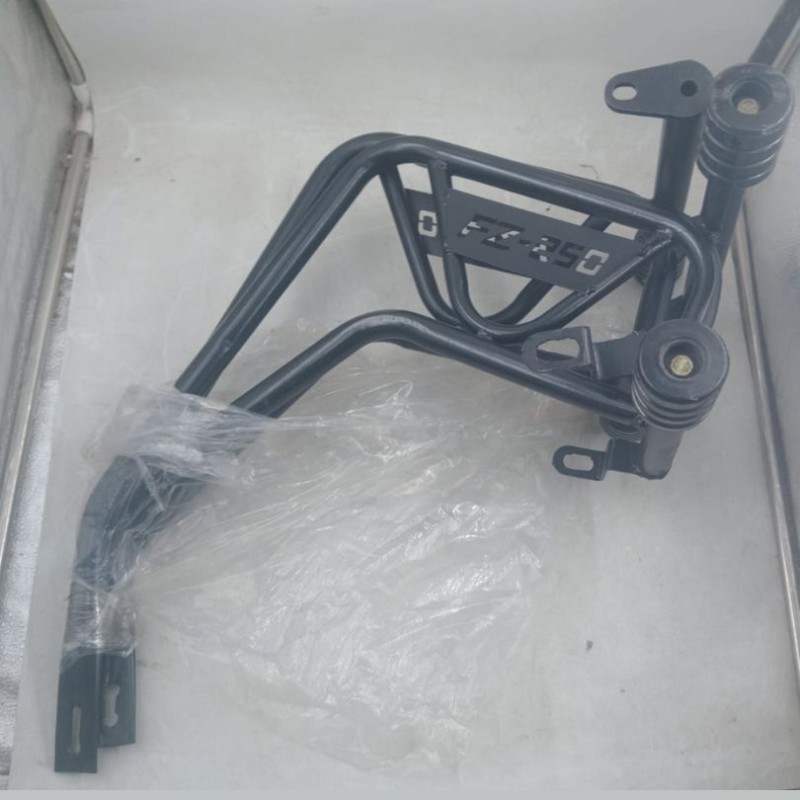 Crash Guard / Bumper FZS 250 CC image