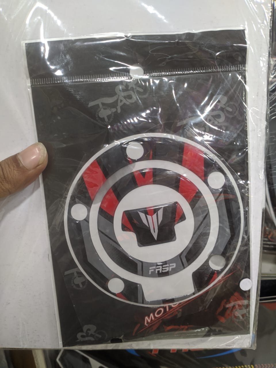 Yamaha MT 09 Premium Tank Pad image