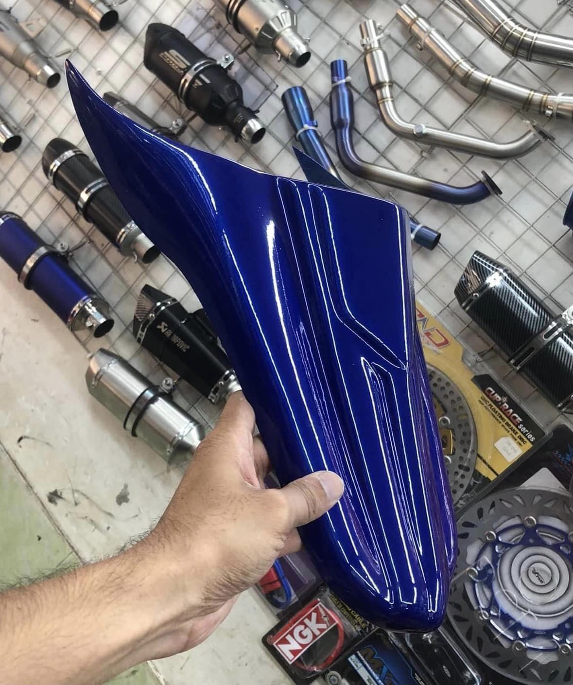 Yamaha MT 15 Seat cowl image