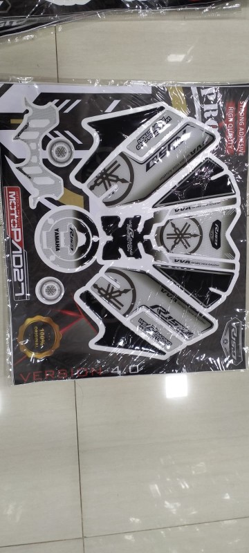 Yamaha R15M & R15 V4 Premium Tank Pad image