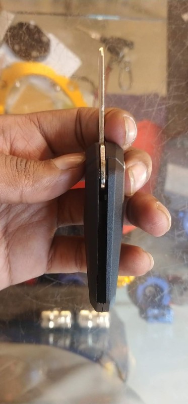 Yamaha R15 V3 Flip key image