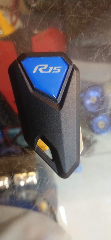 Yamaha R15 V3 Flip key image