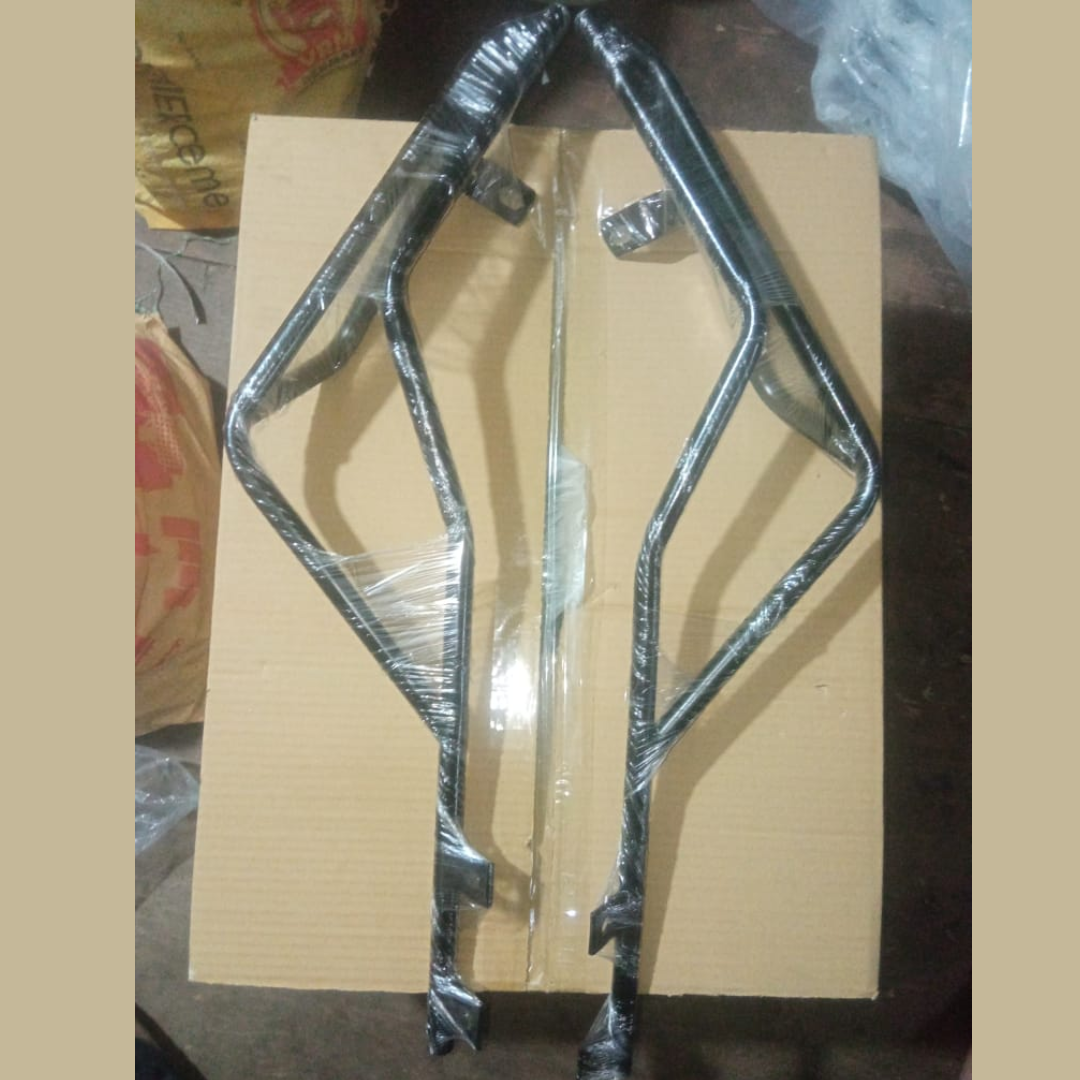 Yamaha R15 v4 / R15M Grab Rail Back Panel Back Carrier Plug N Play image