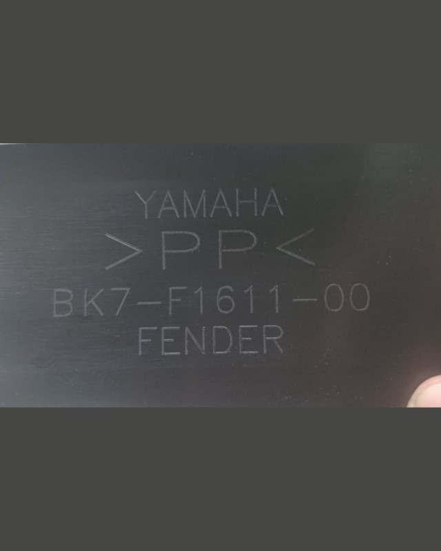 Seat Choti Fender R15 V3 Indian, FENDER BK7-F1611-00 image