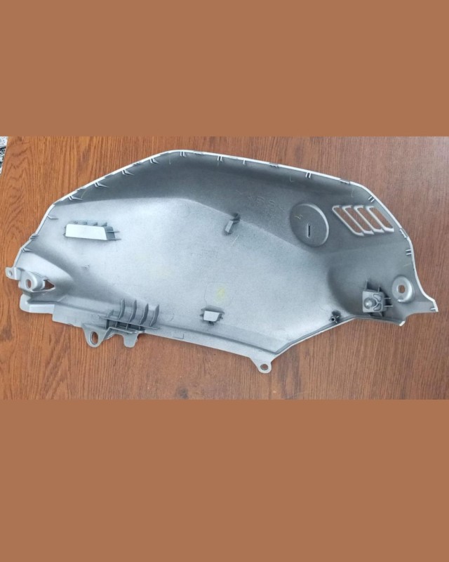 Tank Cover Single Piece R15M Indian (Left Side), COVER TANK SIDE, BCW-E4129-00 image