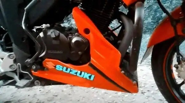 Engine Guard R15 V2 Blue / Red / Silver / Black (Replica) image