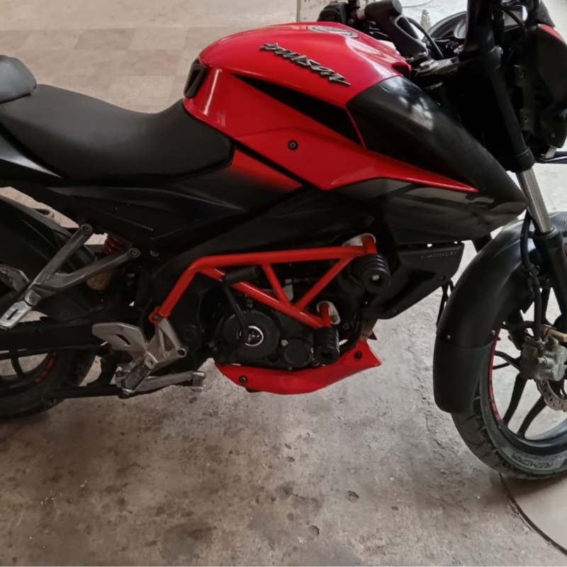 Bajaj Pulsar NS160 Stunt Bumper / Crash Guard image