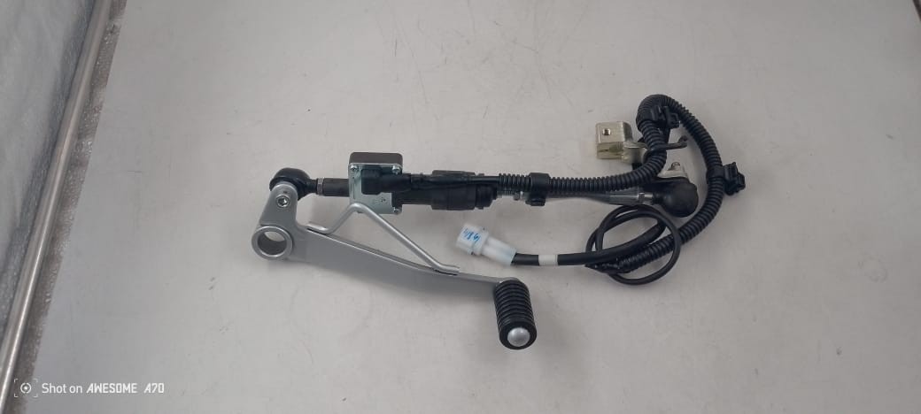 Quick Shifter for R15 v4 / R15 M image