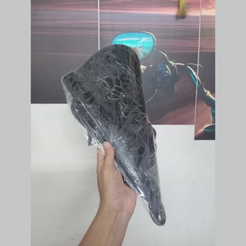 Visor / Windshield Honda CBR150R image
