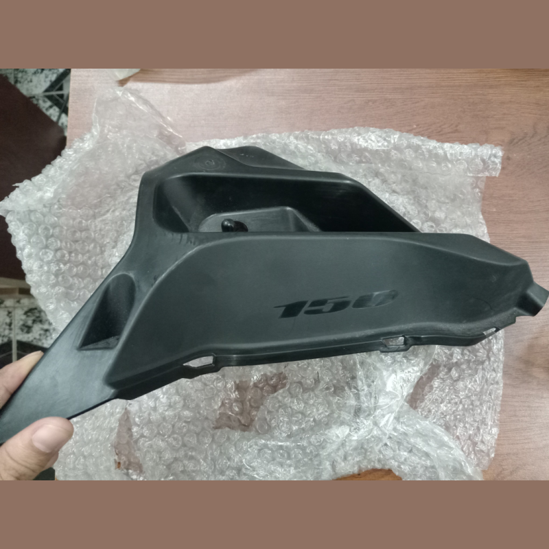 1/2 Part Inner Part Right Side Suzuki SF 2021, Cover Side Cowl Inner RH 94432-42K01-000 image