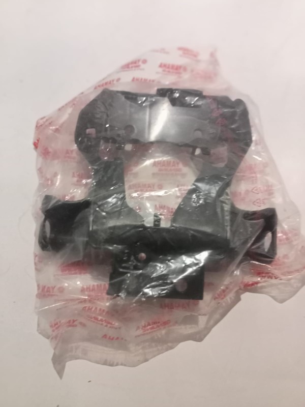 Headlight Stay / Plastic Clamp / Clum FZS V2, STAY 2GS-F317F00 image