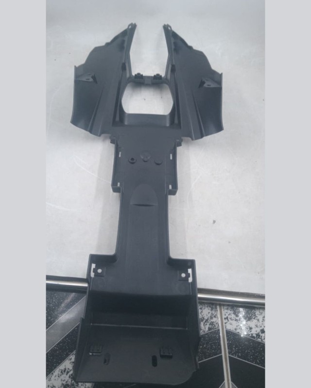 Seat Choti Fender R15 V3 Indian, FENDER BK7-F1611-00 image