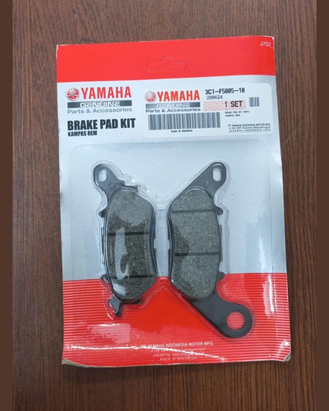 Front Brake Pad Indo XSR 155, BRAKE PAD KIT, 3C1-F5805-10 image