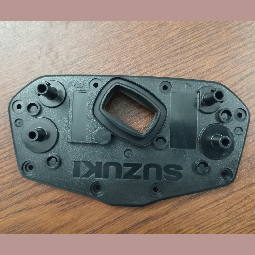 Meter Cover Lower Part Gixxer Fi ABS / Carburetor Case, Lower 34111-41K00-000 image