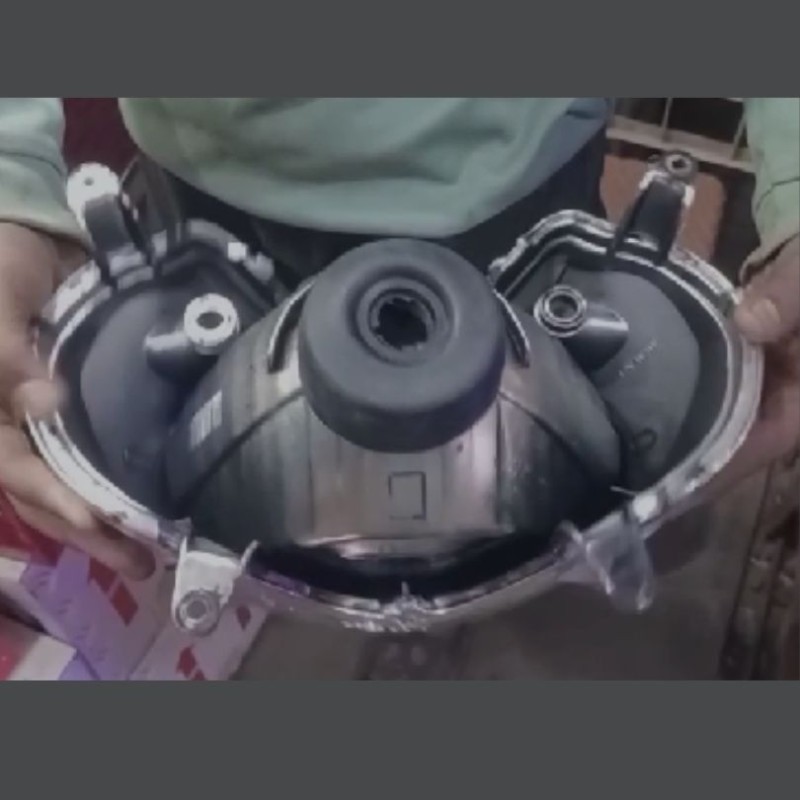 Headlight Payra (M Bike Brand) Discover 125 / Discover 135 Without LED Model image