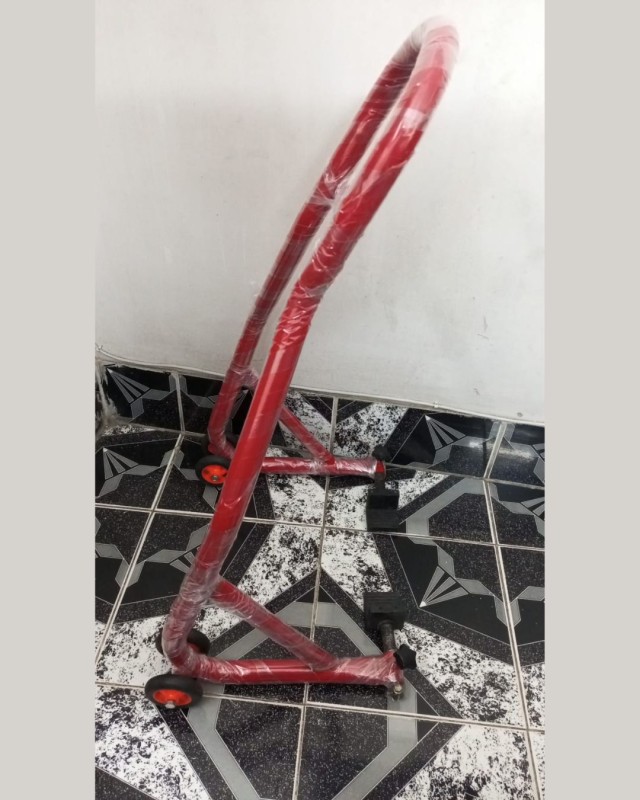 Universal Paddock Stand For All Premium Bikes Model 3 image