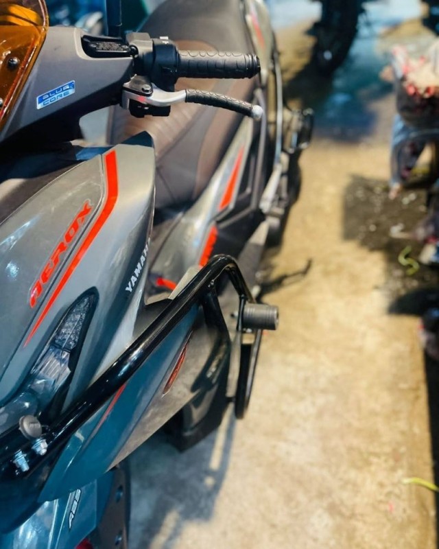 Crash Guard / Bumper (Omesh Brand) For Yamaha Aerox 155 image