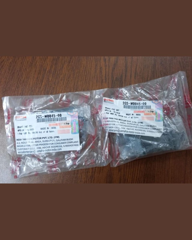 Front Brake Pad R15 V4 Indian image