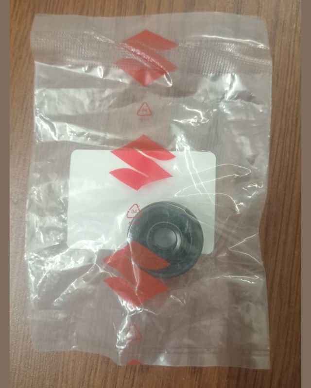 Water Pump Oil Seal for GsxR 150 / GSX S, SEAL WATER PUMP SHAFT OIL, 17461-12K00-000 image
