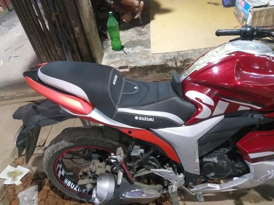 Customize Seat cover For R15 V3, MT15, Suzuki Gixxer, Gixxer SF, Bandit