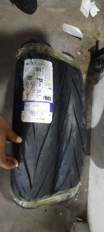 IRC Tyre GsxR Stock Tyre (Indonesia)-Front-90, n rear-130/17/