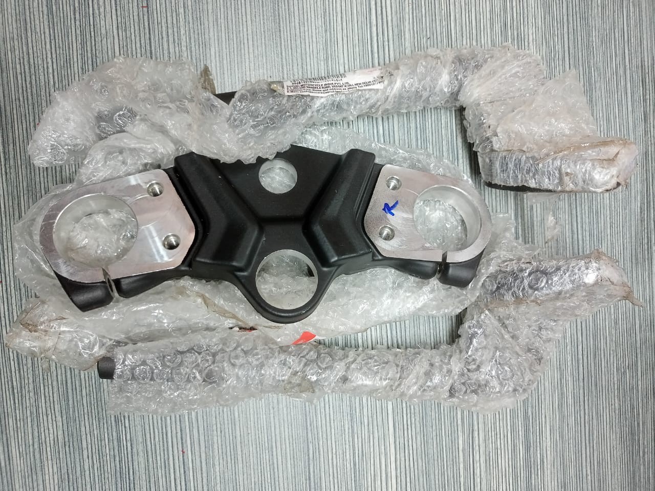 gixxer sf handle price