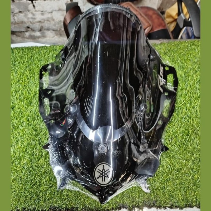 Visor / Windshield Glass R15M / R15 V4