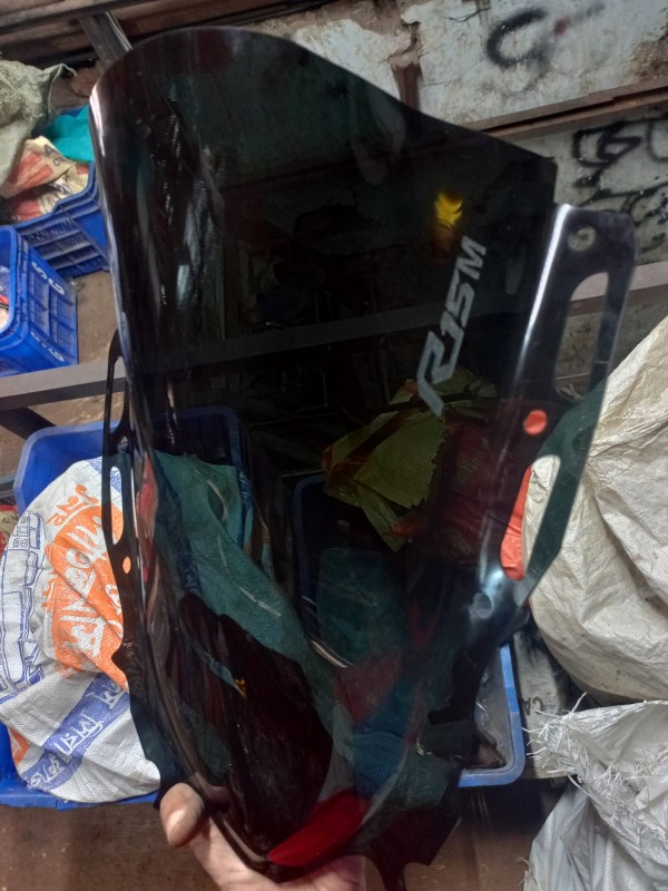 r15 v2 visor glass price