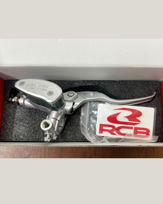 RCB E2 Master Cylinder Silver