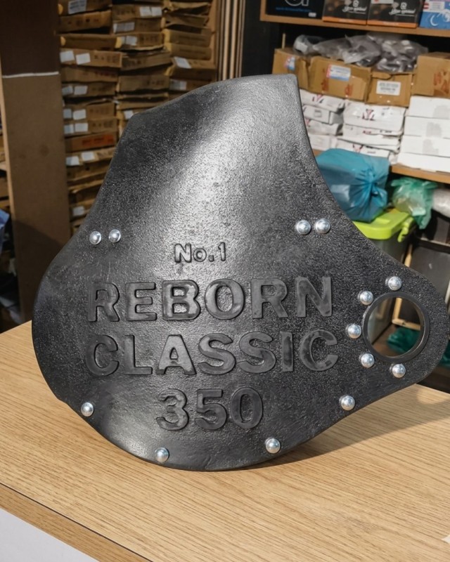 Universal Mudflap with Silencer Hole Compatible with Royal Enfield Classic / Reborn 350