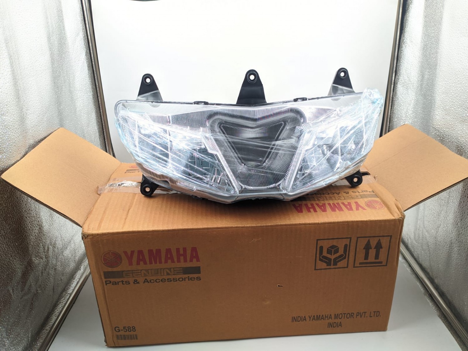 R15 store v3 headlight