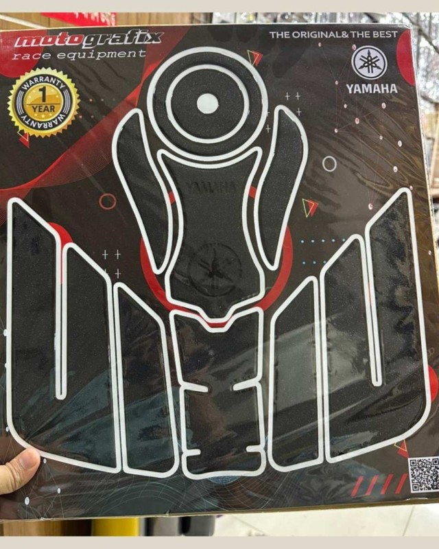 Yamaha FZS V2 Tank Pad