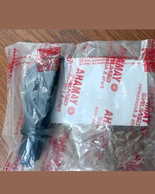 Clutch Lever Cover FZS V3, COVER LEVER, 4TL-F6372-01