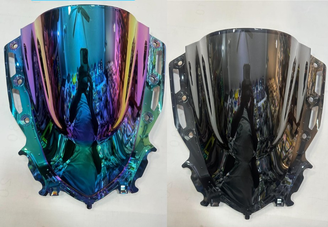 R15 v4 / R15 M Windshield Mercury / Black Visor