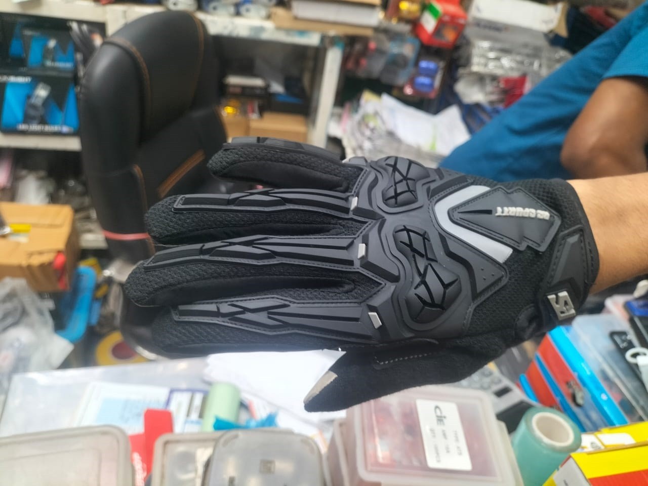 GUANTES ALPINESTARS GP PRO R3 HONDA REPLICA