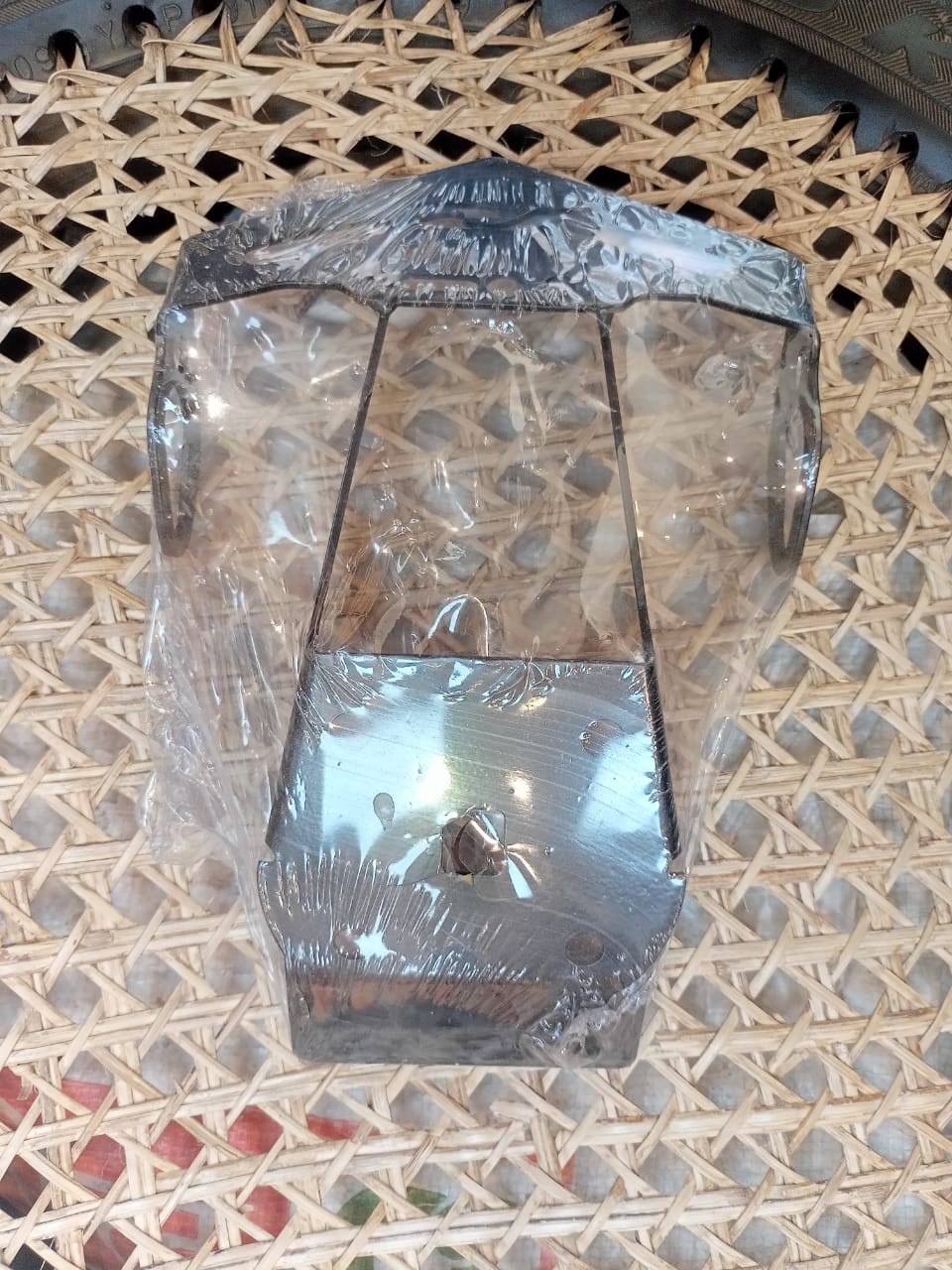 R15 v3 Premium Number Plate Holder