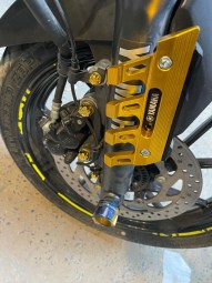 R15 v3 R15 v4 Caliper Guard