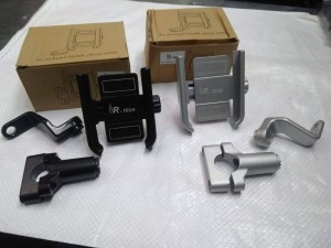 R -Tech mobile holder with charger