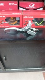 RCB E2 master cylinder silver